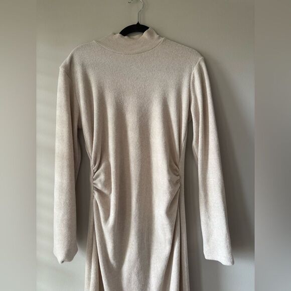 Zara SOFT PLEATED DRESS Size L - Picture 2 of 7